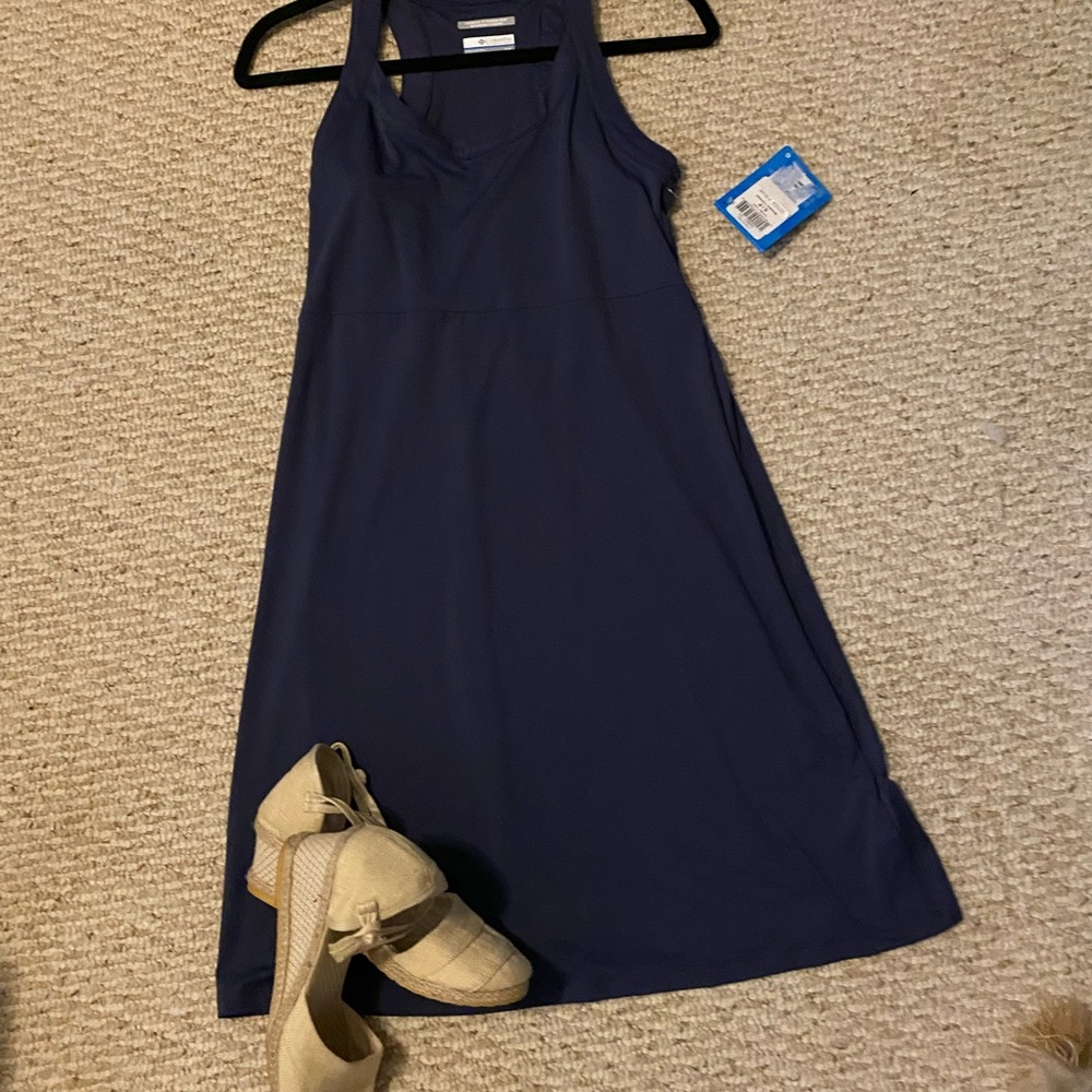 Columbia Navy Blue size S/P Dress NWT
